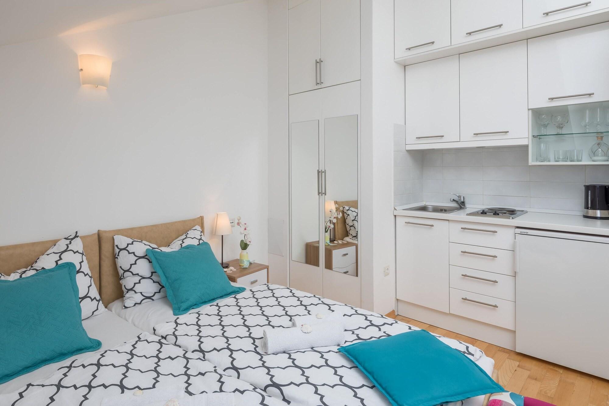 Split Center Suites Buitenkant foto