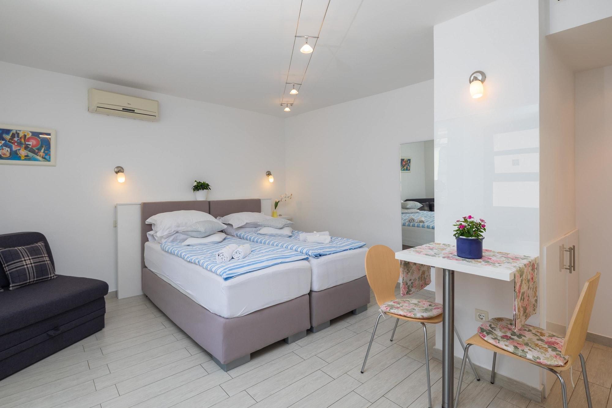Split Center Suites Buitenkant foto