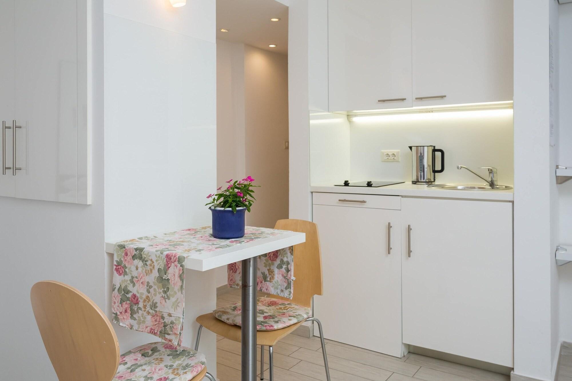 Split Center Suites Buitenkant foto