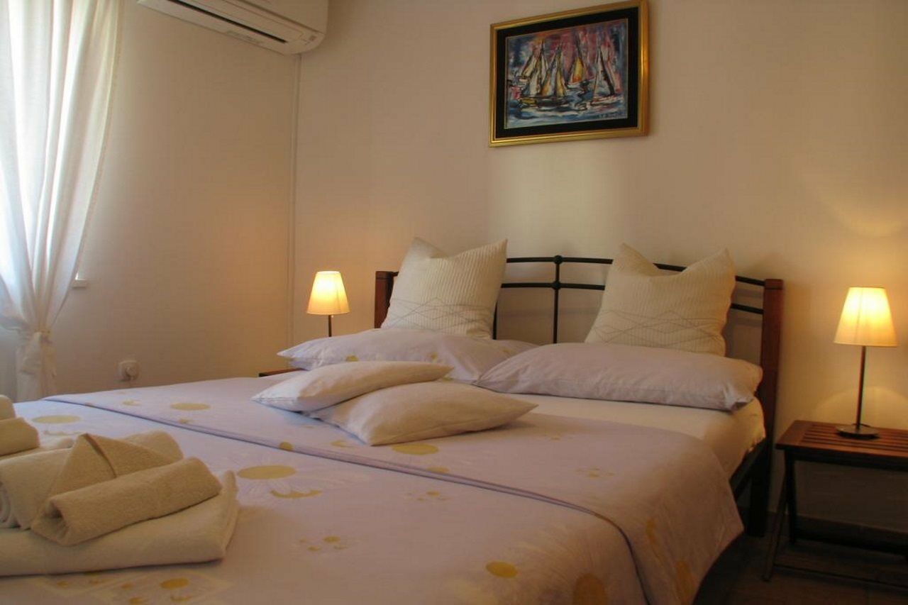 Split Center Suites Buitenkant foto