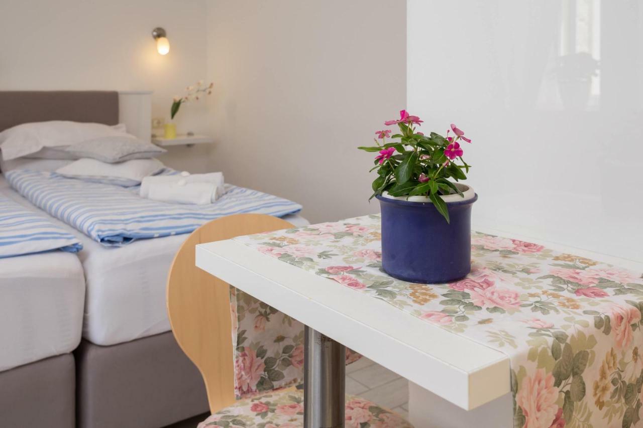 Split Center Suites Buitenkant foto