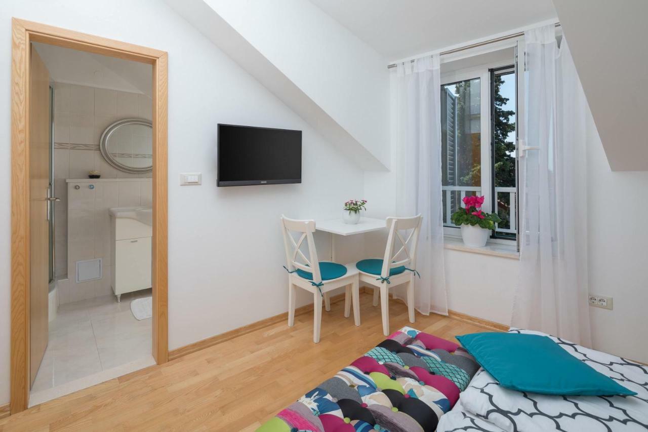 Split Center Suites Buitenkant foto