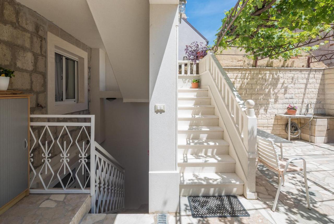 Split Center Suites Buitenkant foto